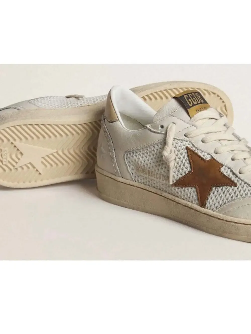 Golden Goose Ball Star Sneakers(PLEASE REQUEST YOUR SIZE BEFORE PURCHASING)